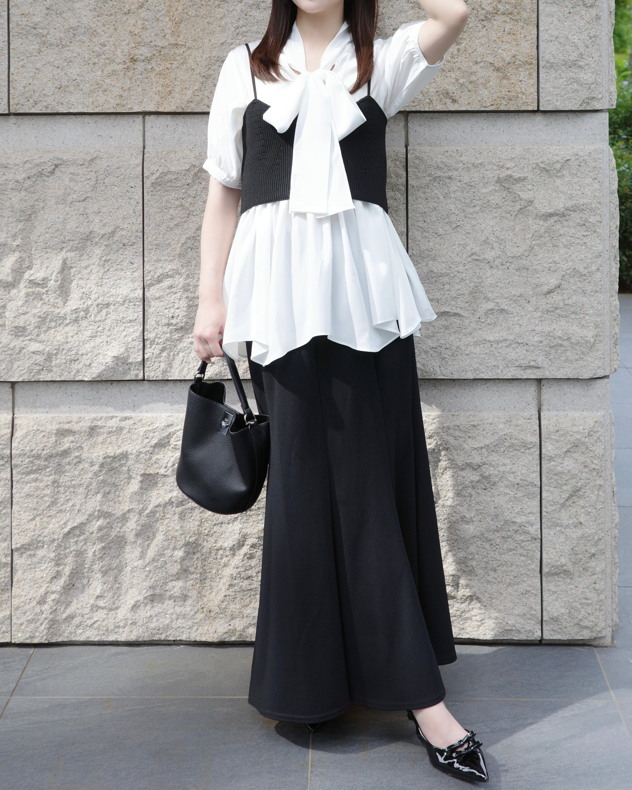 Maison de Lyla ハーフスリーブビスチェセットブラウス ブラック ハーフスリーブビスチェセットブラウス – lucias tokyo