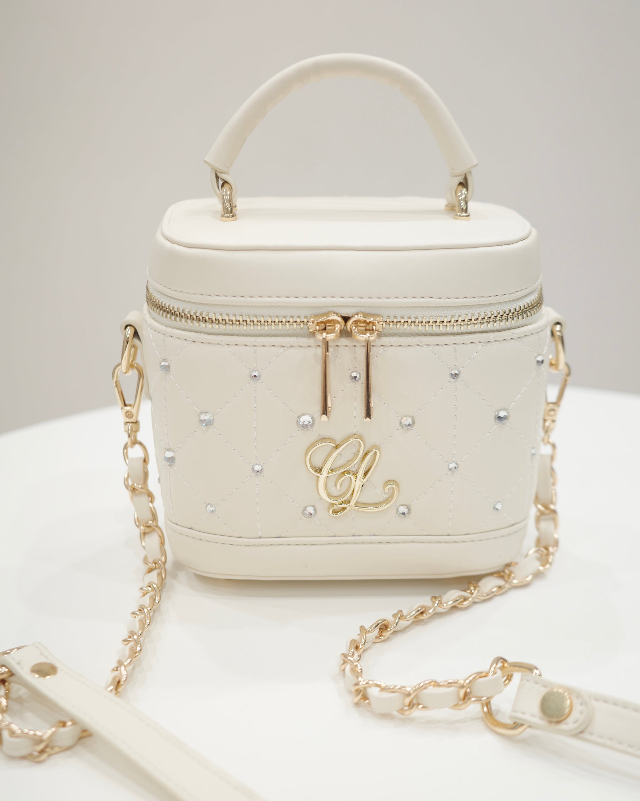 Riu バニティバッグ Quilting vanity bag White キルティングビジューバニティバッグ – lucias tokyo