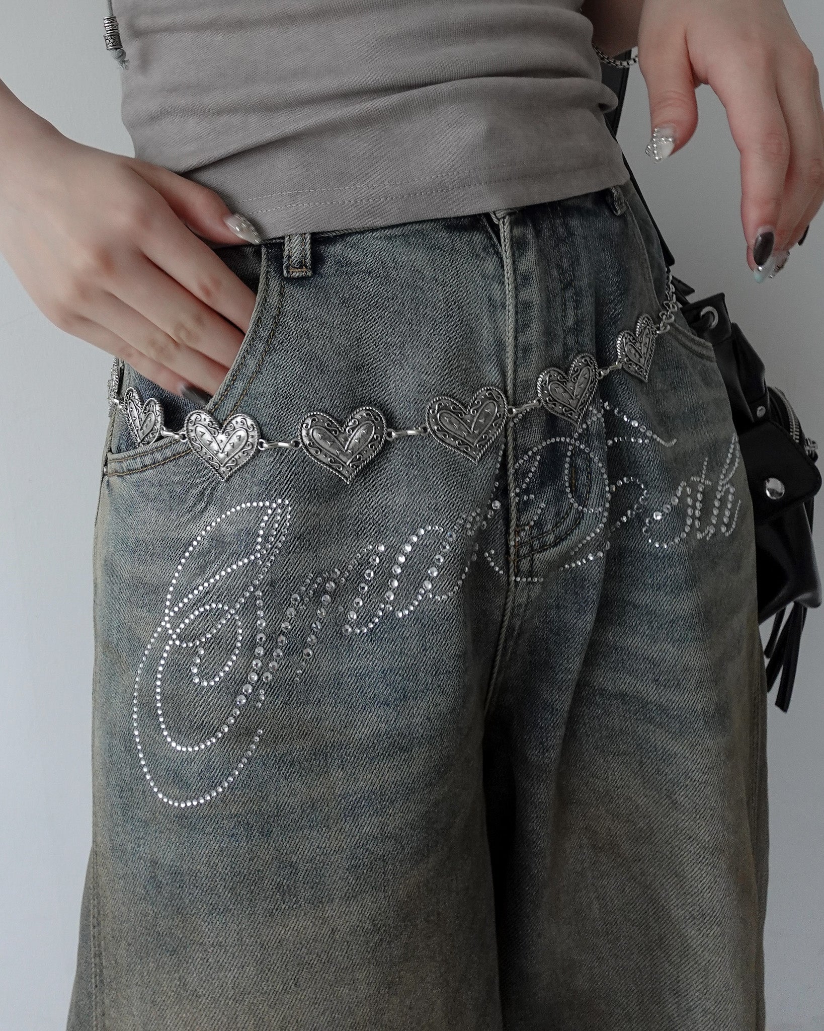 再入荷なし】ラインストーンデザインデニムパンツ – lucias tokyo