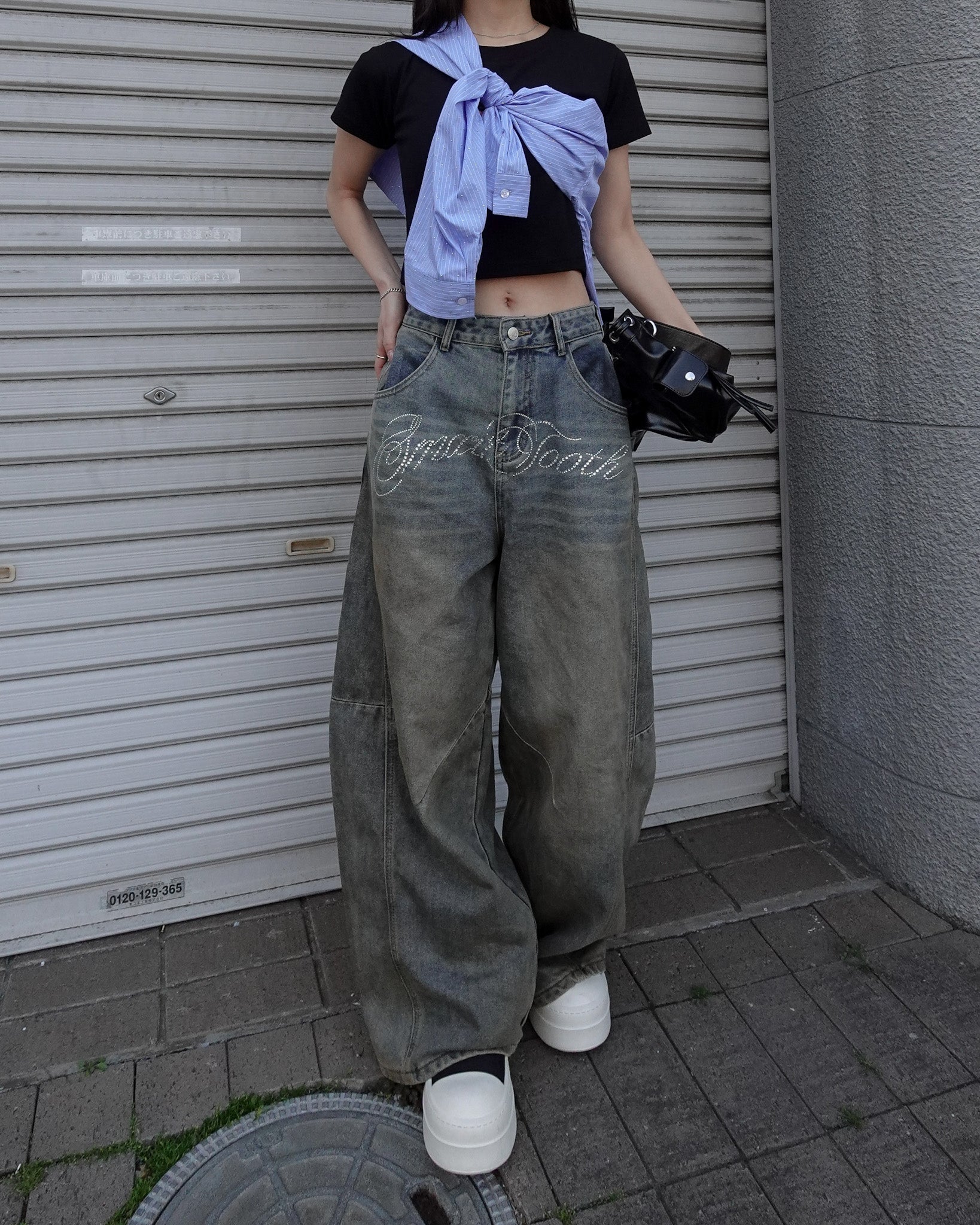再入荷なし】ラインストーンデザインデニムパンツ – lucias tokyo